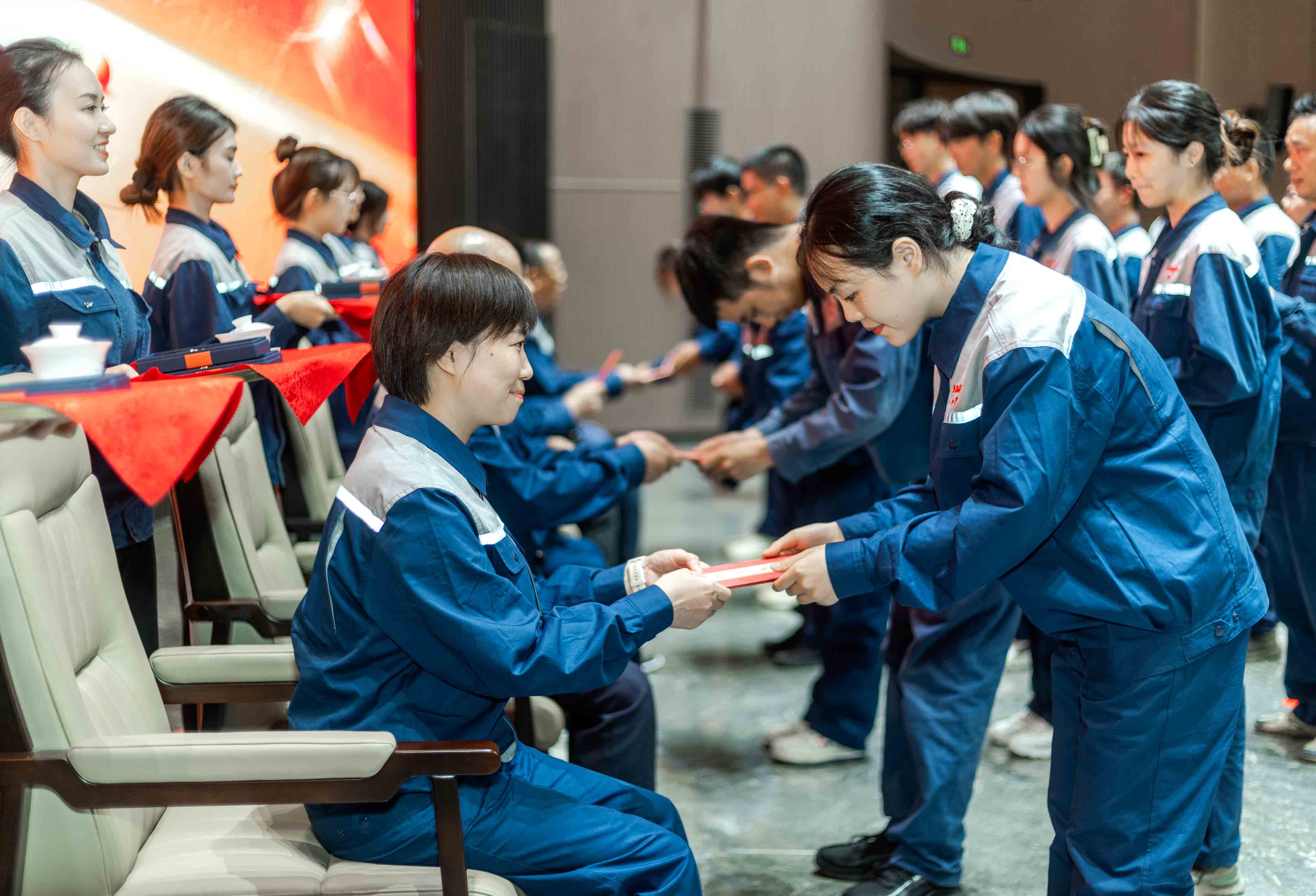 必发bifa拜师仪式